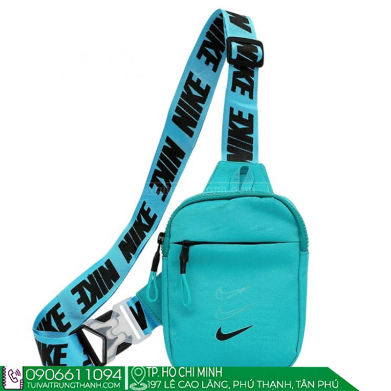 Túi đeo chéo Nike với thiết kế tối giản, gam màu nam tính