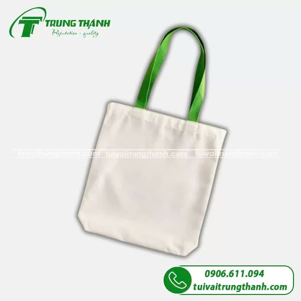 Túi vải trắng quai xanh chặt đáy