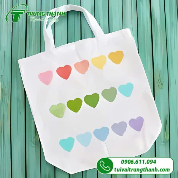 Vẽ trang trí trái tim đơn giản