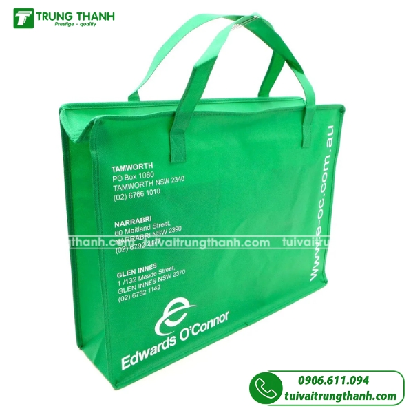 tui-dung-quan-ao-co-day-keo