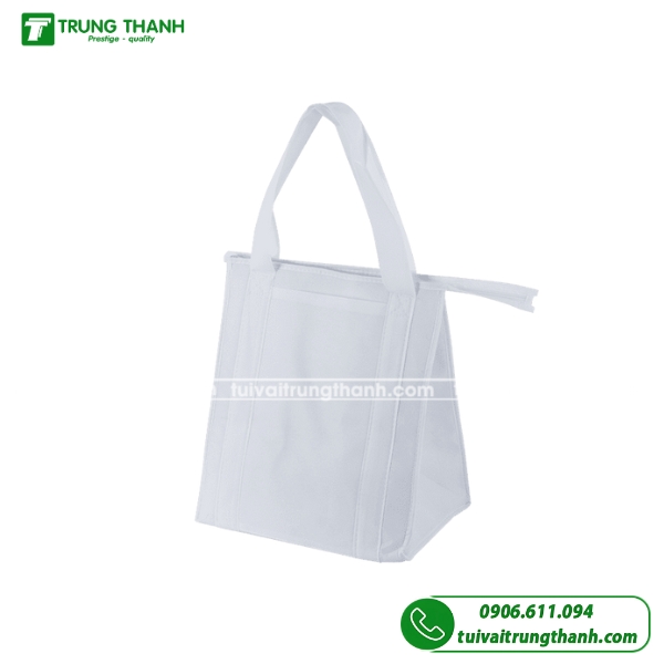 tui-dung-com-trua-co-day-keo