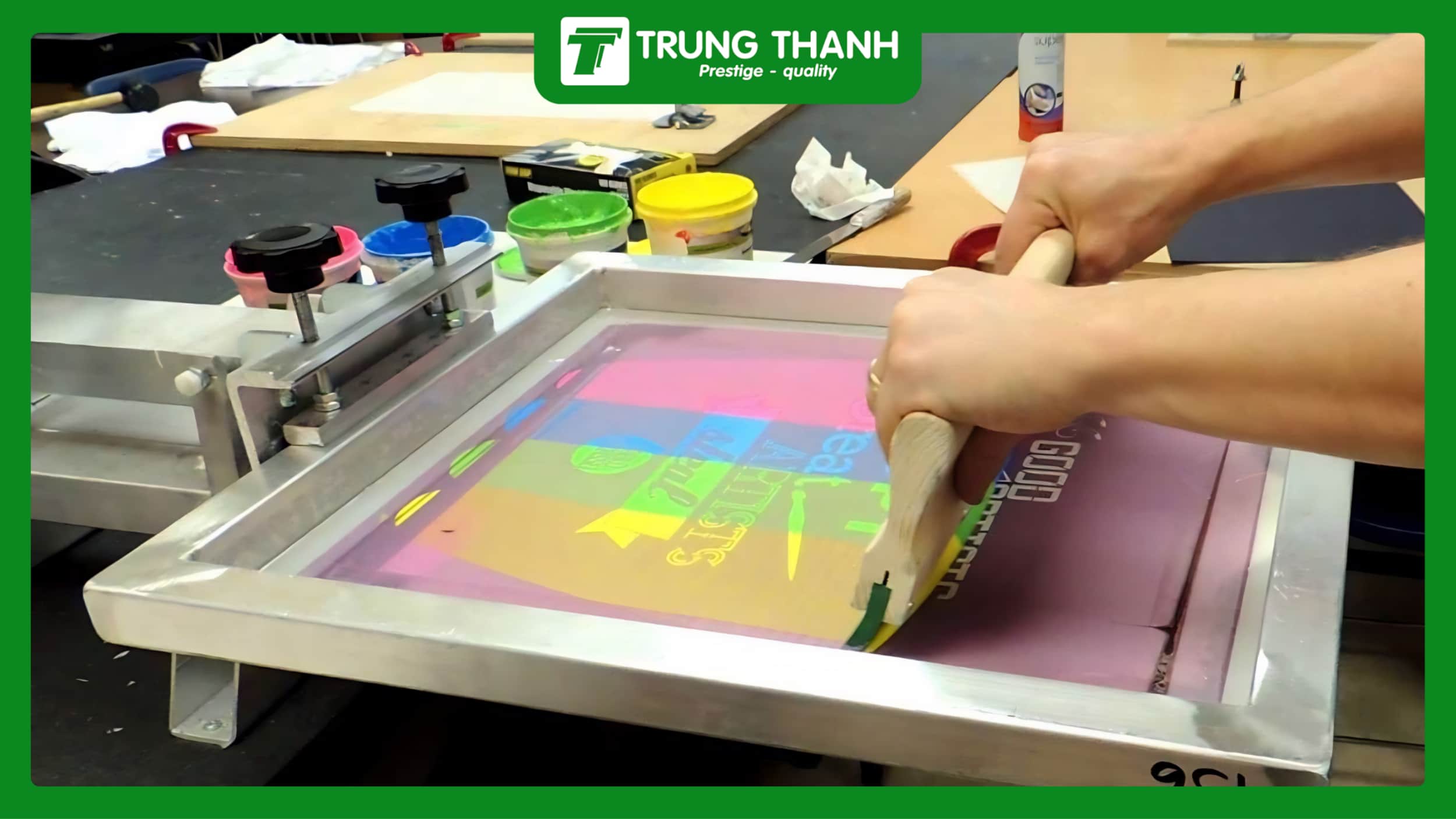 Công nghệ in lụa truyền thống