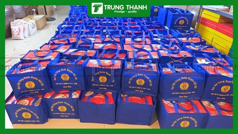 Túi vải được ứng dụng như thế nào trong kinh doanh?
